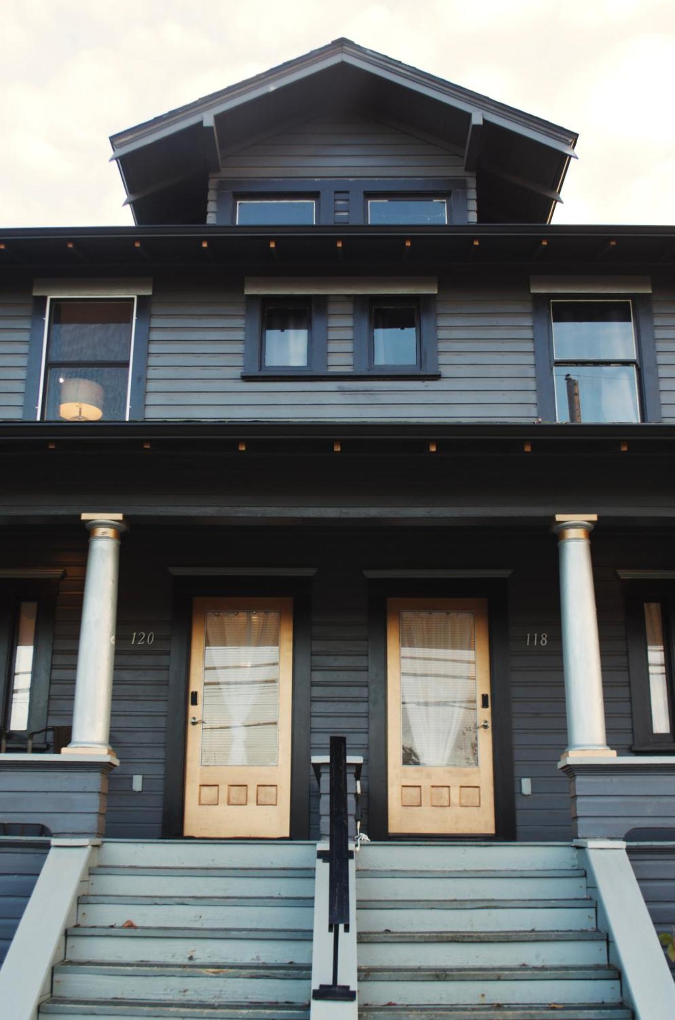 Downtown Vintage Modern Pnw Wineries Albany