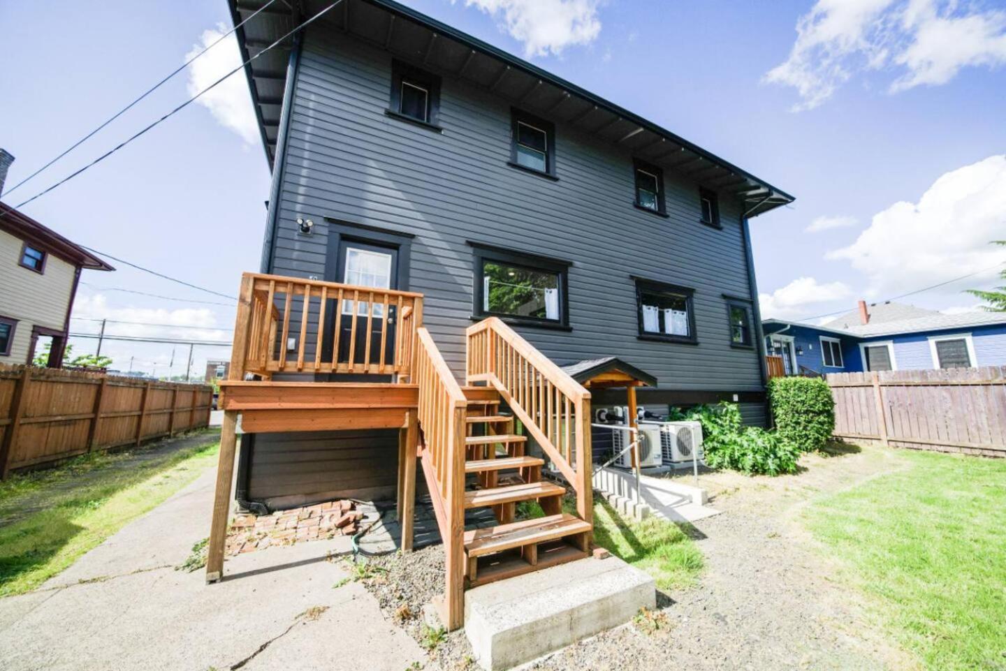 Downtown Vintage Modern Pnw Wineries *